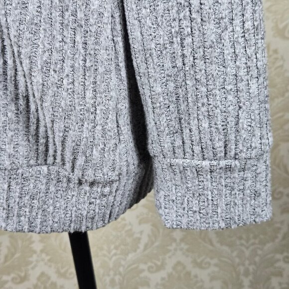 Torrid Size 1 (US 1X 14-16) Light Gray Half Zip Sweater Ribbed Long Sleeve - Picture 5 of 11